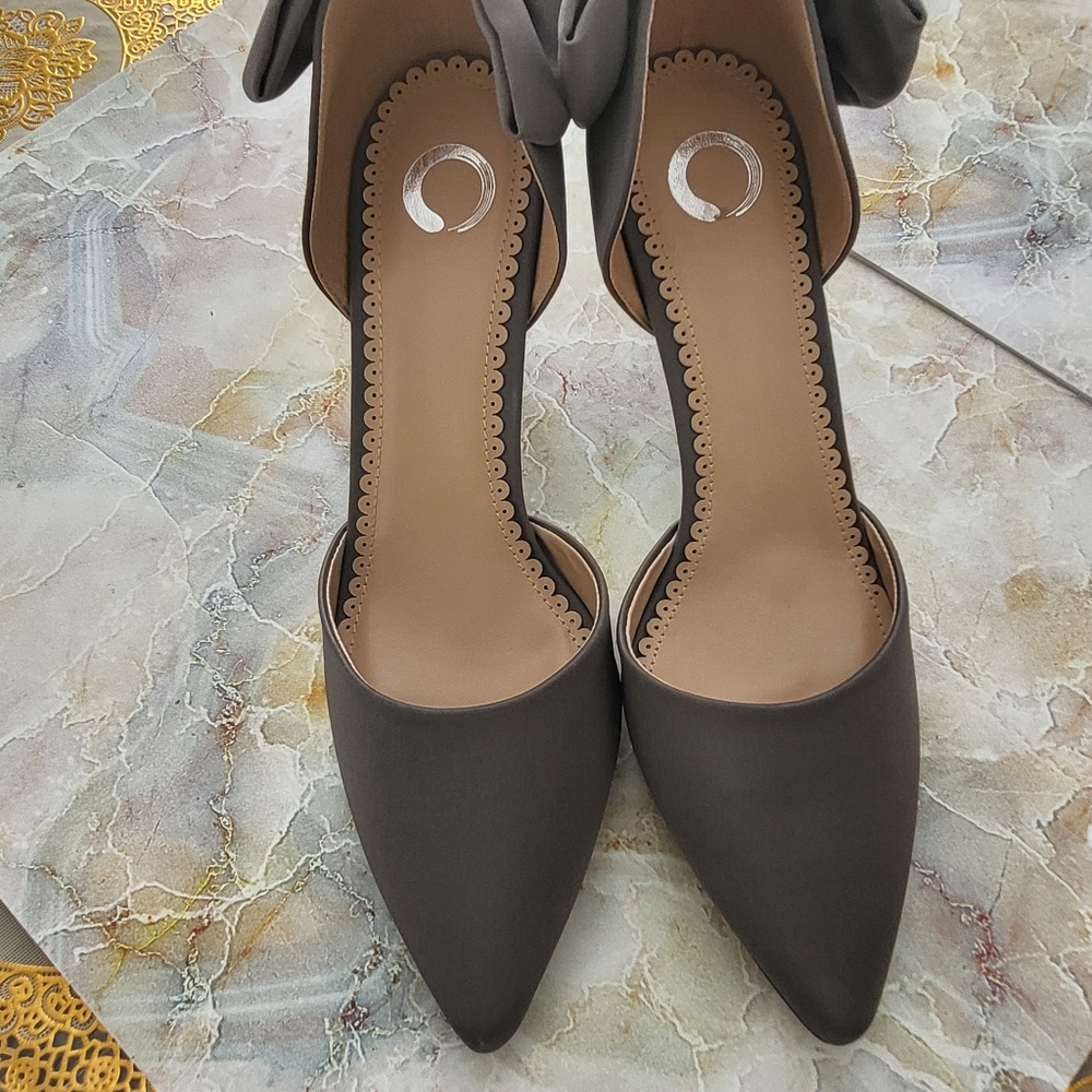 JOURNEE COLLECTION